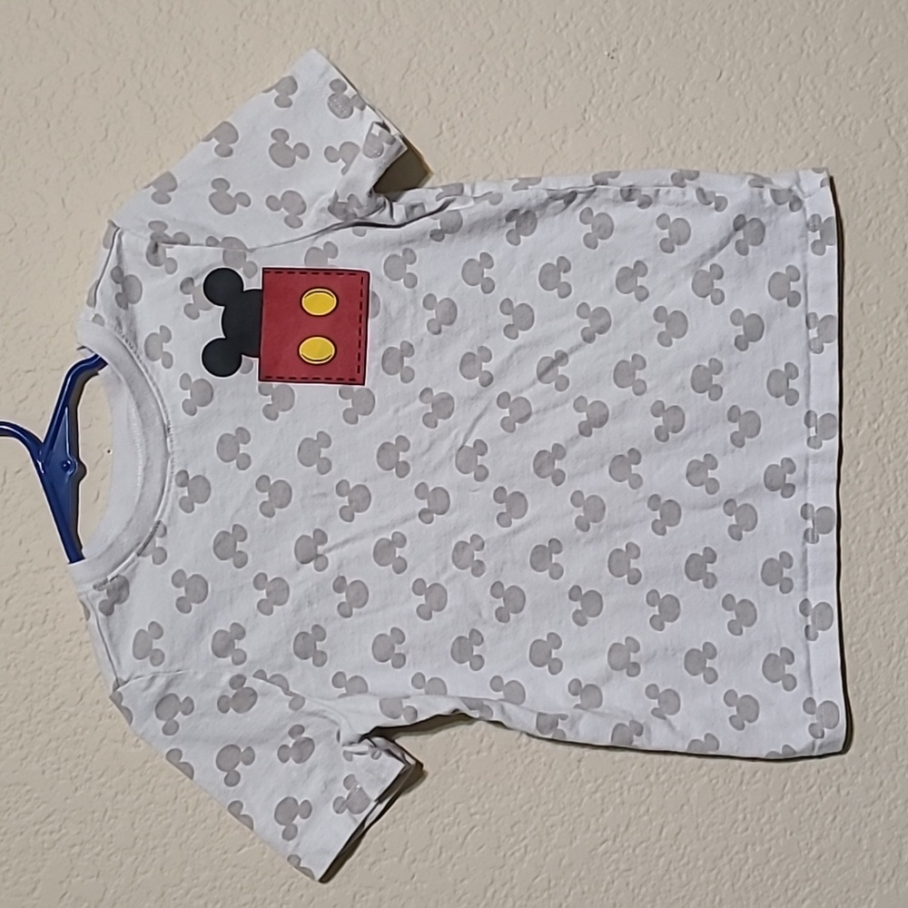 Old Navy Disney Mickey Mouse Tshirt
